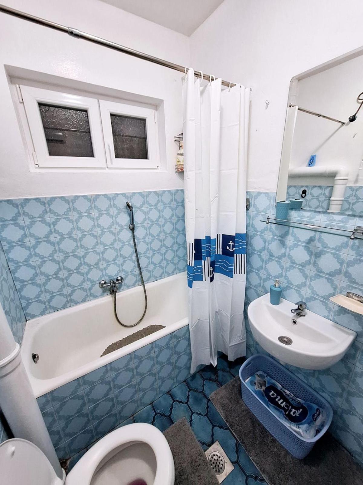 Red House Apartment كوتور المظهر الخارجي الصورة