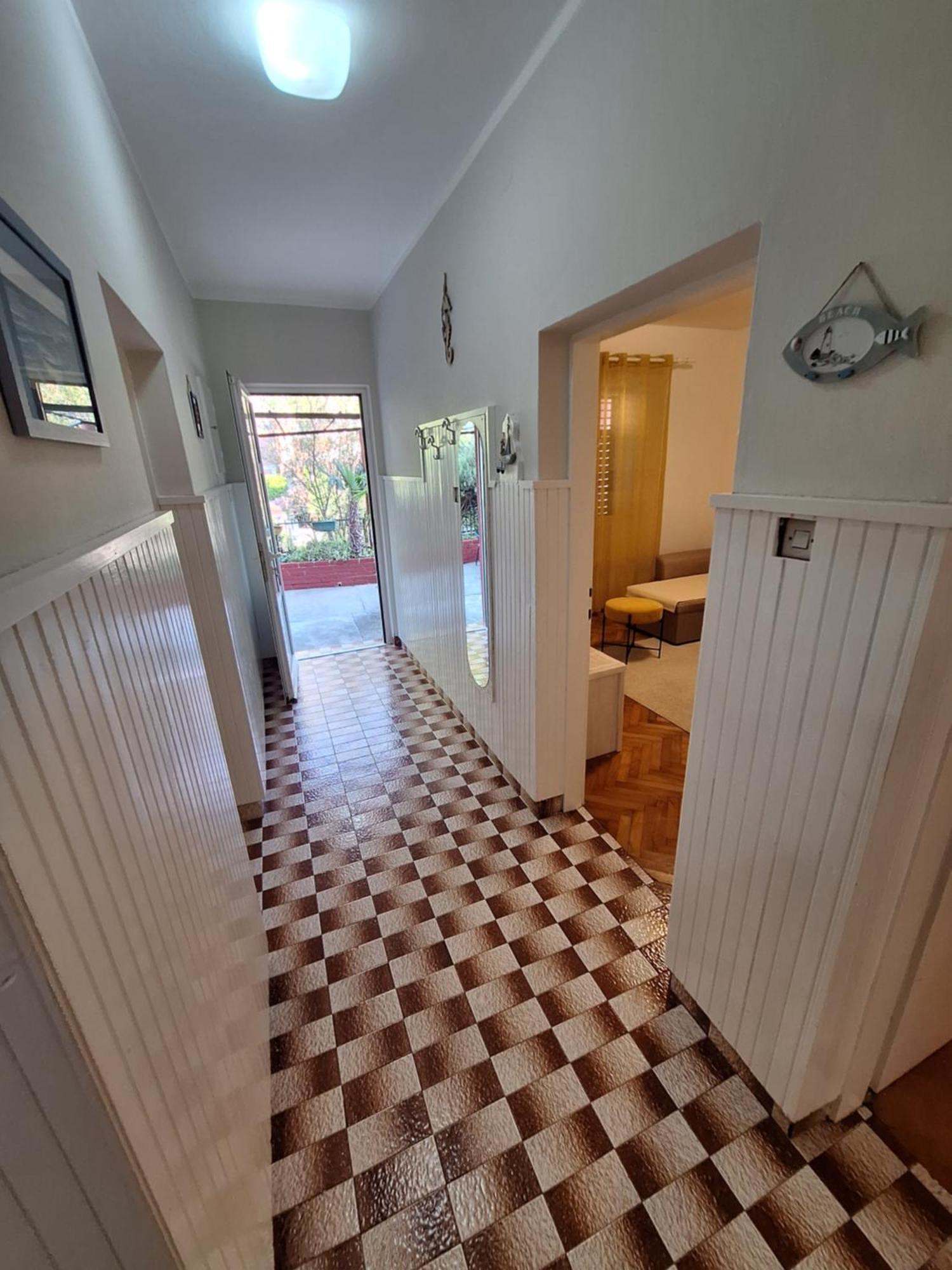 Red House Apartment كوتور المظهر الخارجي الصورة